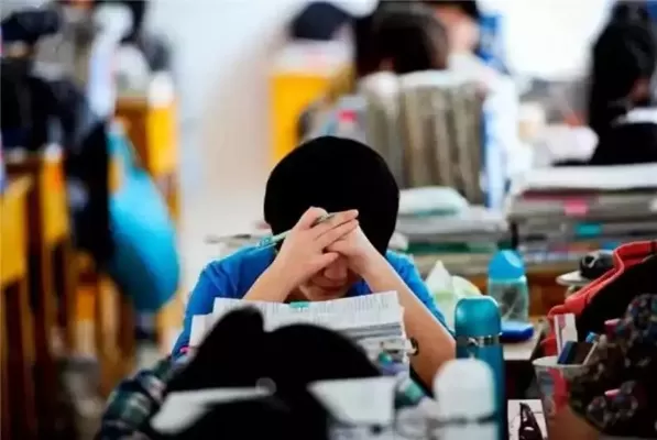 为什么越来越多学生放弃读大学？高等教育还能否成为人生必选项？