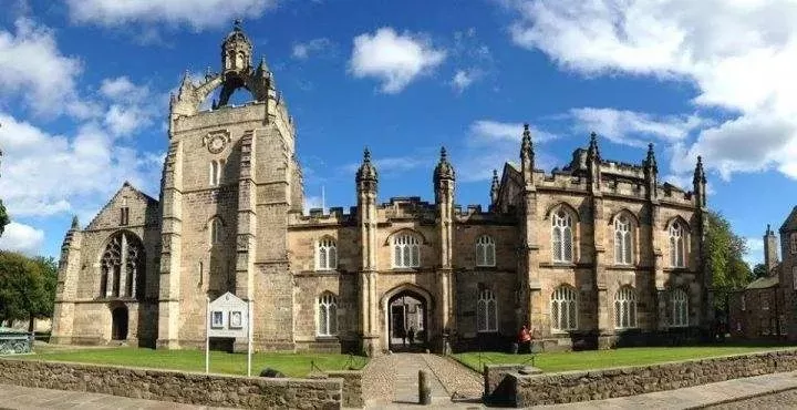  英国阿伯丁大学世界排名是多少？揭秘其全球地位与学术实力