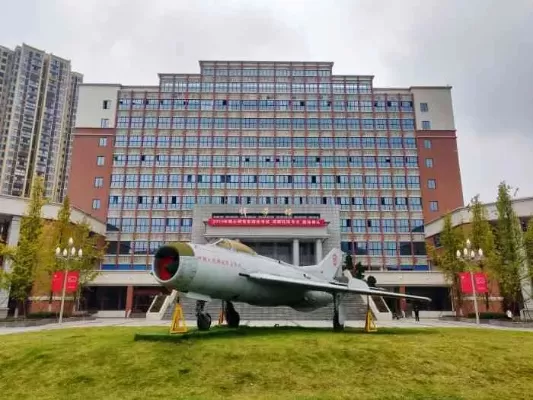  成都航空职业技术大学地址在哪里？龙泉驿校区深耕多年与新都校区产教融合的双重优势