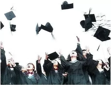 大专毕业算什么学历终点？不，它是职业腾飞的新起点！