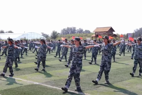  陕西旅游烹饪学院军训何时开始？全面解析时间安排与教育价值