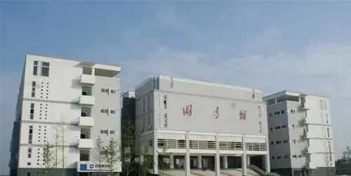  湖北随州职业技术学院是公办还是民办？全方位解析其办学特色与实力