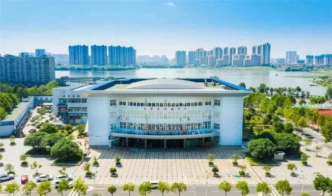 武汉城市职业学院是公办还是民办？本质属于省属公办高职院校