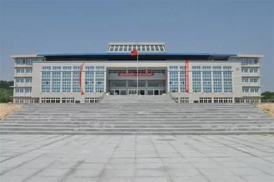 岳阳民族学院是大专吗？本质属于公办全日制高等职业院校