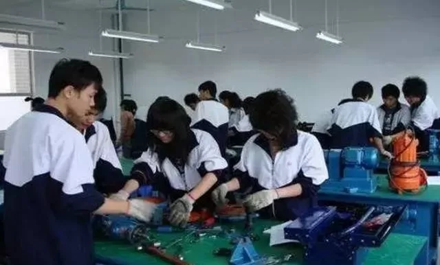 河南省技工学校是大专还是中专？本质属于中专与高职并举的多元教育体系