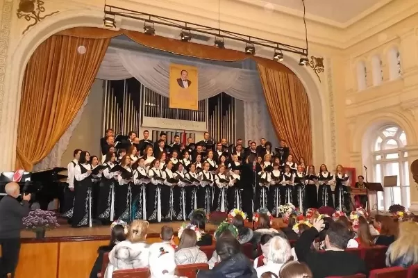 乌克兰音乐学院是怎样的教育殿堂？解析其百年艺术传承与卓越成就