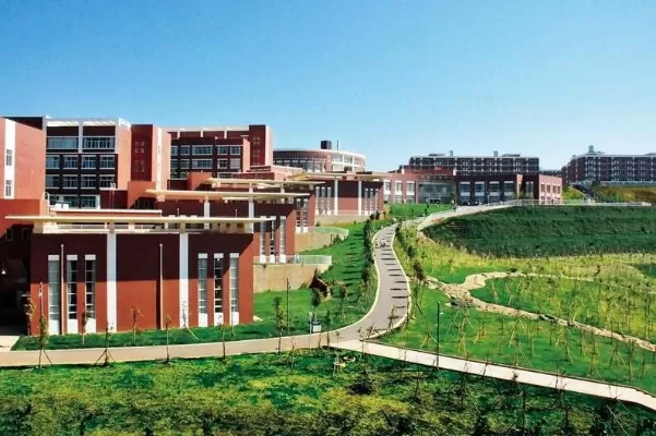 昆明滇池学院是公办还是民办？本质为民办本科院校