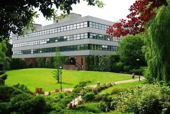  南安普顿大学QS排名如何？本质属于世界百强顶尖研究型大学