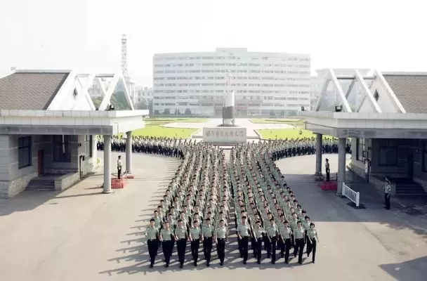 海工大比得上211大学吗？——专业领域实力不输211的军事院校典范