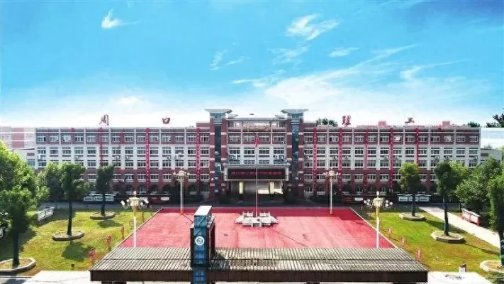 周口理工职业学院是什么性质的学校？它是职业教育的摇篮，培养技术型人才的典范