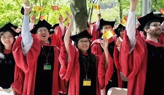 如何表达对孩子考入大学的祝福？全面解析祝福语的艺术与内涵