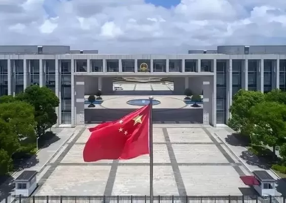  上海海关学院录取分数线为何逆袭985？透视就业焦虑下的教育选择新逻辑