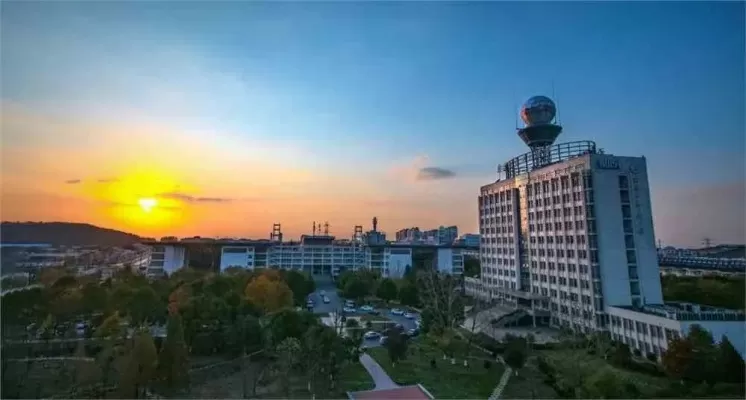 南京信息工程大学招生电话是什么？全面解析联系渠道与使用指南