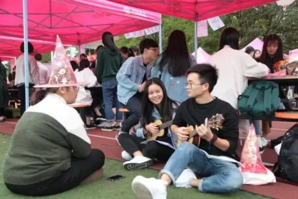 大学参加社团有用吗？本质是个人发展的孵化器